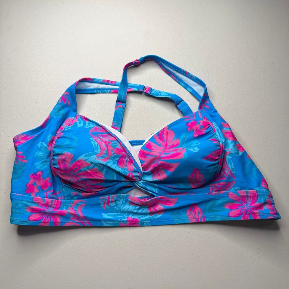 NWOT Torrid Plus Size 5X Retro Wireless Twist Front Swim Top